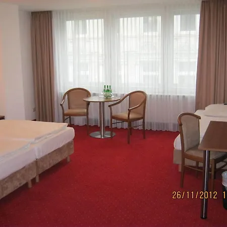 Hotel City Partner Amadeo 3*