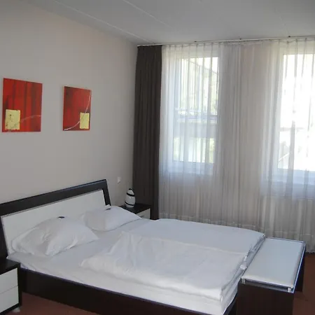 Hotel City Partner Amadeo