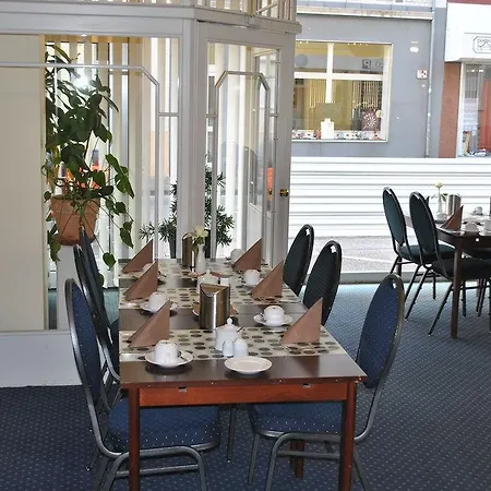 City Partner Amadeo Hotel 3*