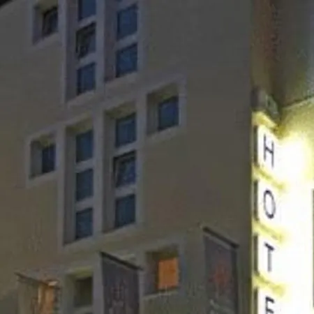 City Partner Amadeo Hotel 3*